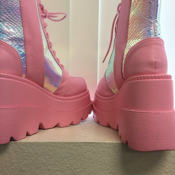 PRE LOVED - Pink Poison Platform Boots PNK/7 - SH242 - Picture 6 of 8